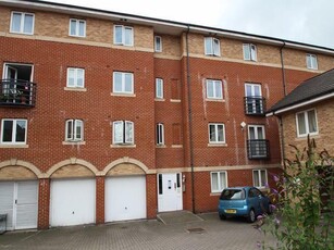 2 bedroom apartment for rent in Saltash Road, Churchward, Swindon, SN2