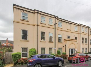 2 bedroom apartment for sale in Dunalley Street, Cheltenham, GL50