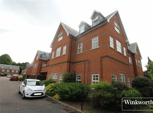 2 bedroom apartment for sale in Goldring Way, London Colney, St. Albans, Hertfordshire, AL2