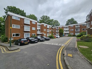 2 bedroom apartment for sale in Malvern Park Avenue, Solihull, B91