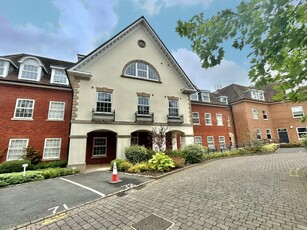 2 bedroom apartment for sale in Royal House, Princes Gate, Homer Road, Solihull, B91