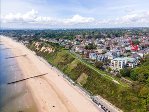 2 bedroom apartment for sale in Studland Road, Alum Chine, Bournemouth, Dorset, BH4