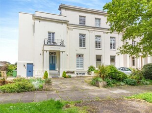 2 bedroom apartment for sale in Wellington Square, Cheltenham, Gloucestershire, GL50
