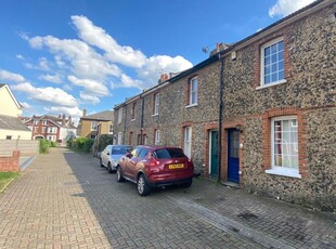 2 bedroom cottage for rent in Bycliffe Terrace, Gravesend, DA11