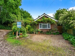 2 bedroom detached bungalow for sale in Meadow Lane, Off School Avenue, Thorpe St Andrew, NR7