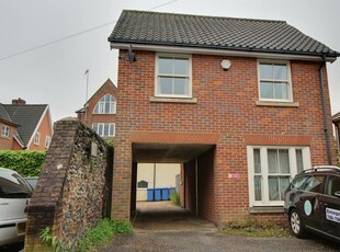 2 bedroom detached house for rent in 17 Rosemary Lane, NR3