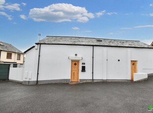 2 bedroom detached house for sale in Maltsters Court, Clyst St. Mary, Exeter, EX5