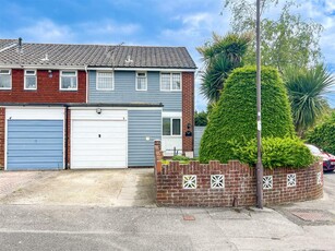 2 bedroom end of terrace house for sale in Sedgefield Close, Portchester Borders, PO6