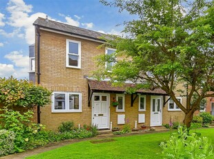 2 bedroom end of terrace house for sale in St. Radigund's Street, Canterbury, Kent, CT1