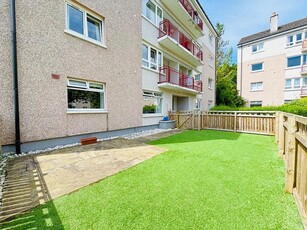 2 bedroom flat for rent in Banchory Avenue, Eastwood, Glasgow, G43
