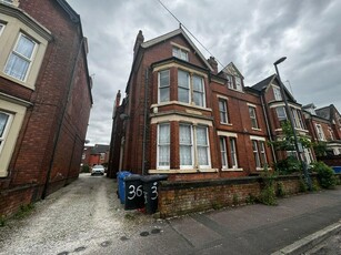 2 bedroom flat for rent in Charnwood Street, Derby, Derbyshire, DE1