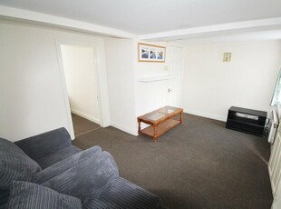 2 bedroom flat for rent in Christchurch Road, Reading, RG2