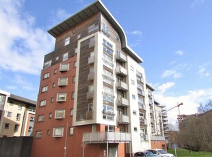 2 bedroom flat for rent in Furnished 2 bed @ Partick Bridge St, Glasgow, G11