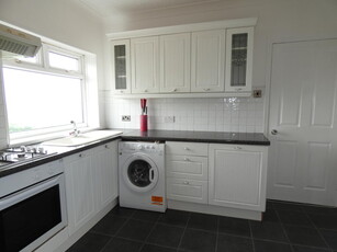 2 bedroom flat for rent in Grace Street, Byker, NE6