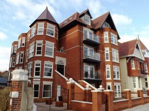 2 bedroom flat for rent in Lake House,12 St Helens Parade, Southsea, Hampshire, PO4
