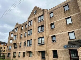 2 bedroom flat for rent in Milnpark Gardens, Glasgow, G41