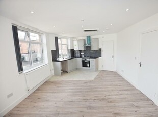 2 bedroom flat for rent in Rectory Lane, Sidcup, Kent, DA14