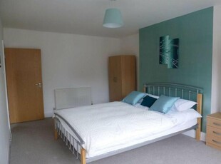 2 bedroom flat for rent in Shaftesbury Road, Southsea, Hampshire, PO5