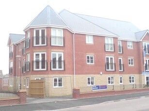 2 bedroom flat for rent in Thackhall Street, Stoke, CV2