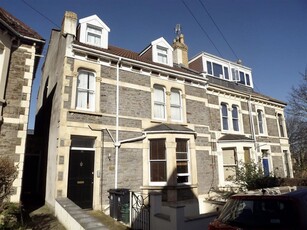 2 bedroom flat for rent in Waverley Road, Redland, Bristol, BS6