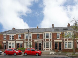 2 bedroom flat for sale in Kelvin Grove, Sandyford, Newcastle upon Tyne, NE2