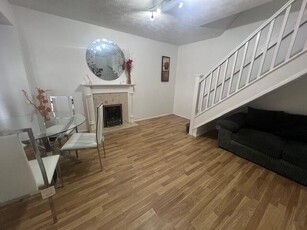 2 bedroom house for rent in Haxby Court, Cardiff Bay, Cardiff, CF10
