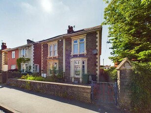 2 bedroom house for sale in North Street, Downend, Bristol, BS16