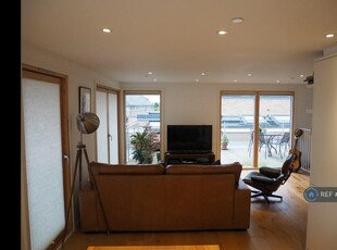 2 bedroom penthouse for rent in New Street, Cambridge, CB1