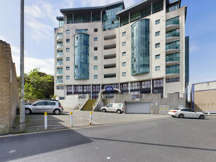 2 bedroom penthouse for rent in The Crescent, Plymouth, PL1