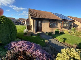 2 bedroom semi-detached bungalow for sale in Corn Hill, Conisbrough, Doncaster, DN12