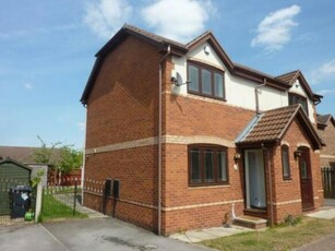 2 bedroom semi-detached house for rent in Church Meadow Road, Rossington, Doncaster, DN11