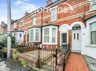 2 bedroom terraced house for rent in Cardigan Road, Reading, RG1