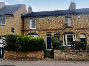 2 bedroom terraced house for rent in Middle Way, Summertown, Oxford, Oxfordshire, OX2