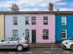 2 bedroom terraced house for sale in Glynne Street, Cardiff, CF11