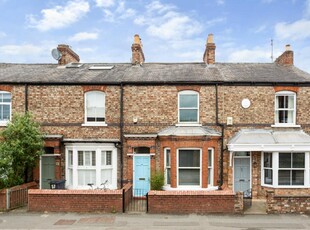 2 bedroom terraced house for sale in Heworth Road, York, YO31