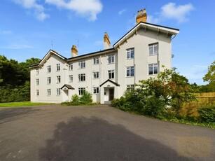 3 bedroom apartment for sale in Polefield House, Hatherley Road, Cheltenham, GL51