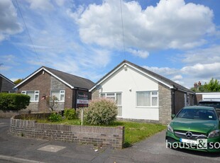 3 bedroom detached bungalow for sale in Ensbury Park, Bournemouth, Dorset, BH10