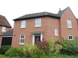 3 bedroom detached house for rent in Slatewalk Way, Glenfield, Leicester, LE3