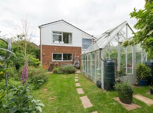 3 bedroom detached house for sale in Ashford Road, Canterbury, CT1