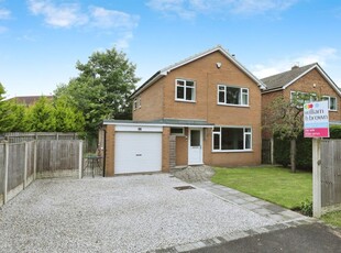 3 bedroom detached house for sale in Hatchell Drive, Bessacarr, Doncaster, DN4
