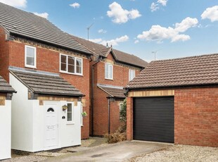 3 bedroom detached house for sale in Worthington Gardens, Worcester, Worcestershire, WR4