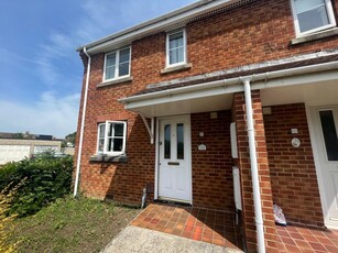 3 bedroom end of terrace house for rent in Central Swindon, SN1