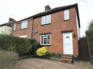 3 bedroom end of terrace house for rent in Durham Close, Guildford, Surrey, GU2