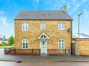 3 Bedroom End Of Terrace House For Sale In Lower Cambourne