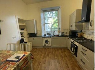 3 bedroom flat for rent in 2075L – Forrest Road, Edinburgh, EH1 2QH, EH1