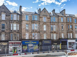 3 bedroom flat for rent in Elm Row, Leith Walk, Edinburgh, EH7