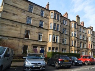 3 bedroom flat for rent in Spottiswoode Street, Marchmont, Edinburgh, EH9