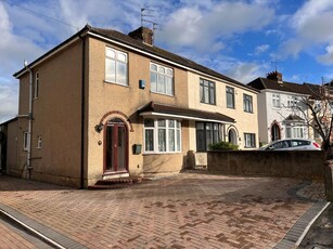 3 bedroom house for rent in Chesterfield Road, Downend, Bristol, BS16