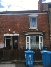 3 bedroom house share for rent in 19 Alexandra RoadKingston Upon Hull, HU5