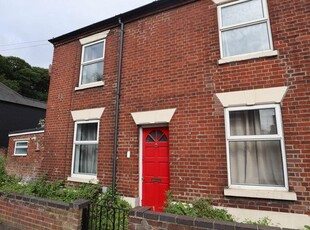 3 bedroom semi-detached house for rent in Alan Road, Norwich, NR1